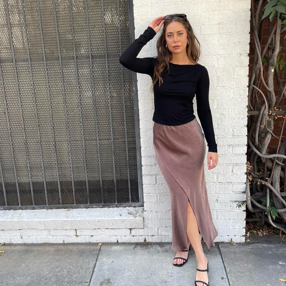 NEW beautiful self contrast brown slip skirt sz small / sold at Anthropologie